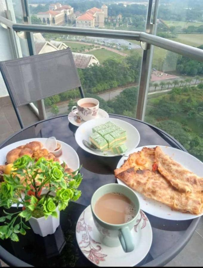 Almas Puteri Harbour Apartment Nusajaya  Bagian luar foto