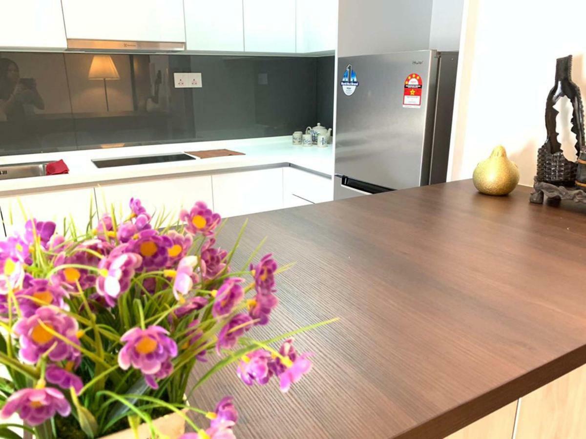 Almas Puteri Harbour Apartment Nusajaya  Bagian luar foto