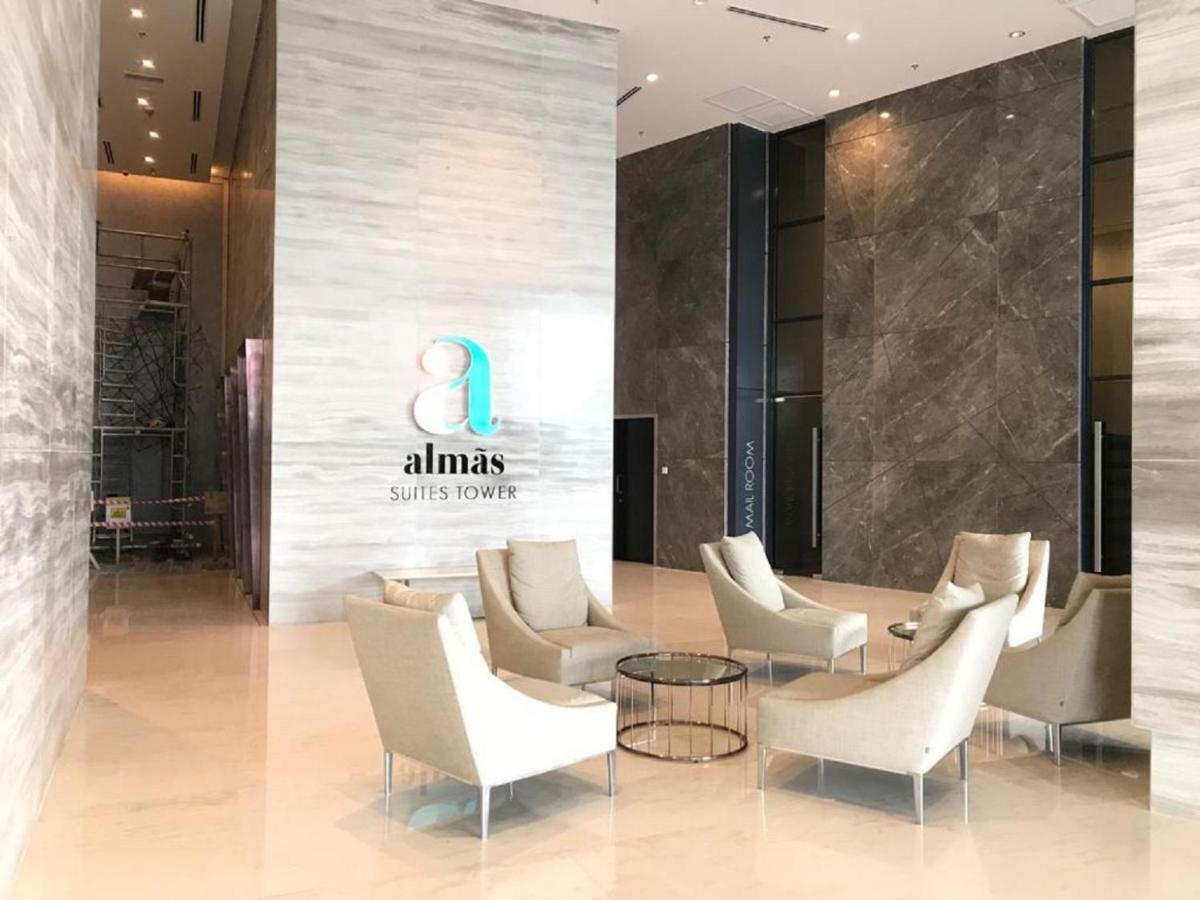 Almas Puteri Harbour Apartment Nusajaya  Bagian luar foto